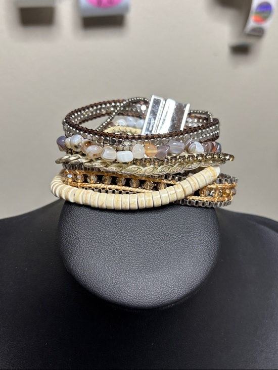 Victoria Emerson Jewelry - VICTORIA EMERSON MIXED Beaded Boho Coachella Magnetic Closure Wrap Bracelet